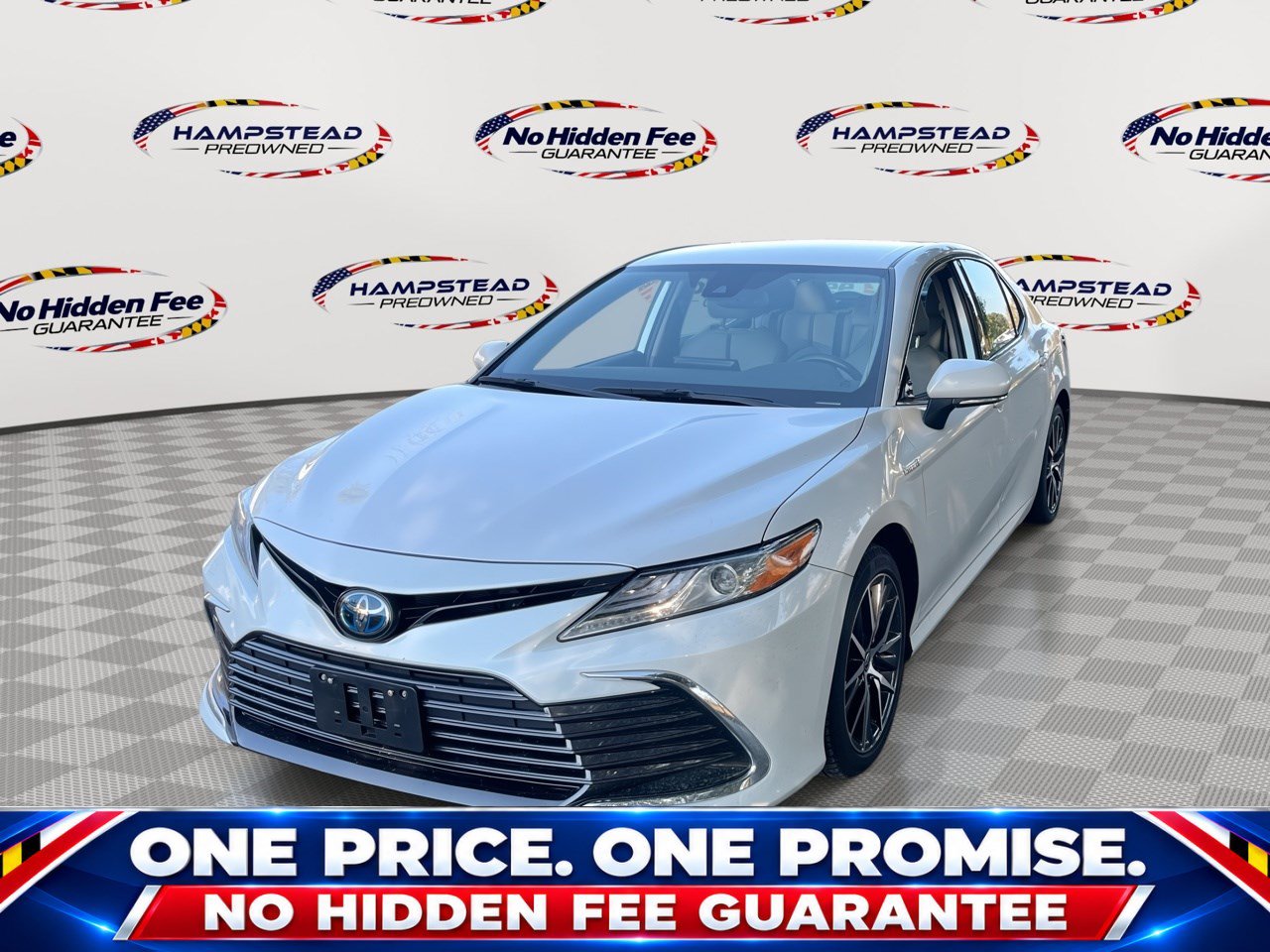 Used 2021 Toyota Camry XLE w/ Cold Weather Package FWD image 1