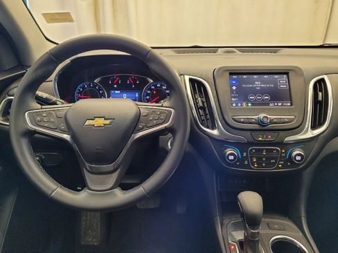 Used 2024 Chevrolet Equinox LT FWD image 22