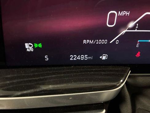 Certified 2025 Cadillac Escalade Sport AWD/4WD image 51