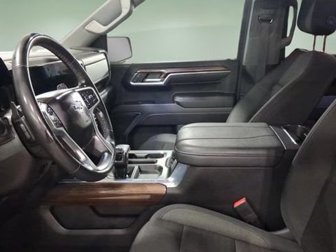 Used 2023 Chevrolet Silverado 1500 RST AWD/4WD image 32