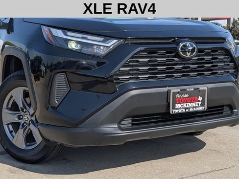 Used 2024 Toyota RAV4 XLE AWD/4WD image 3