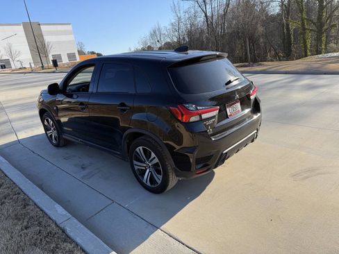 Used 2021 Mitsubishi Outlander Sport BE 4dr Crossover image 5