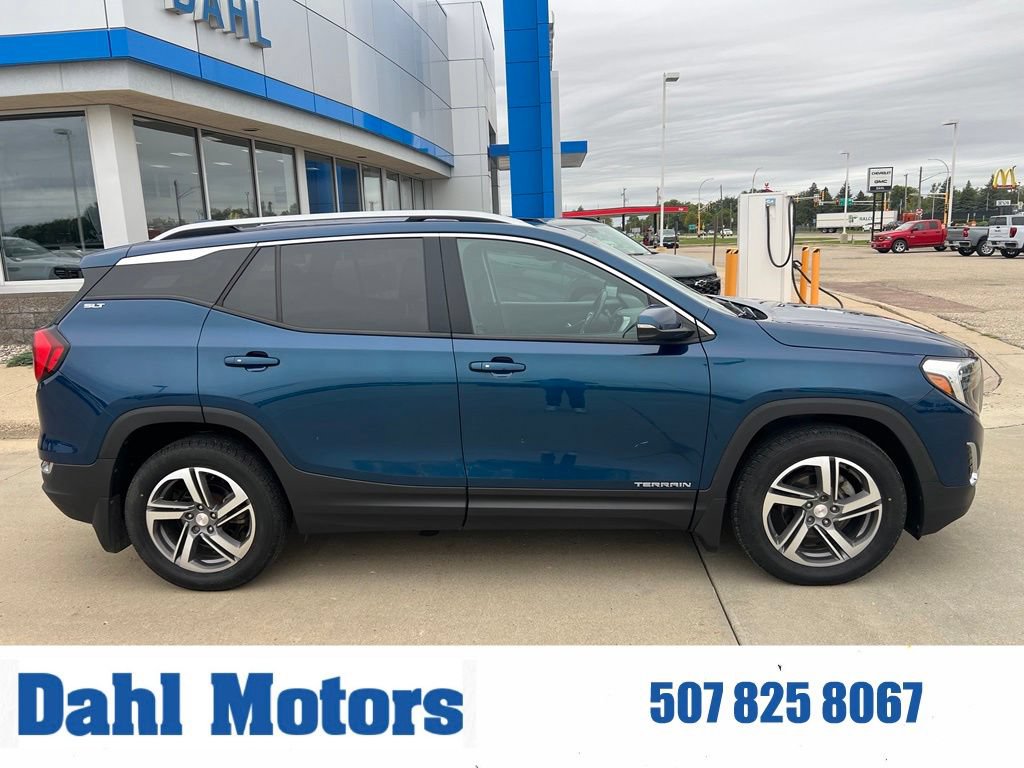 Used 2020 GMC Terrain SLT w/ Preferred Package AWD/4WD image 1