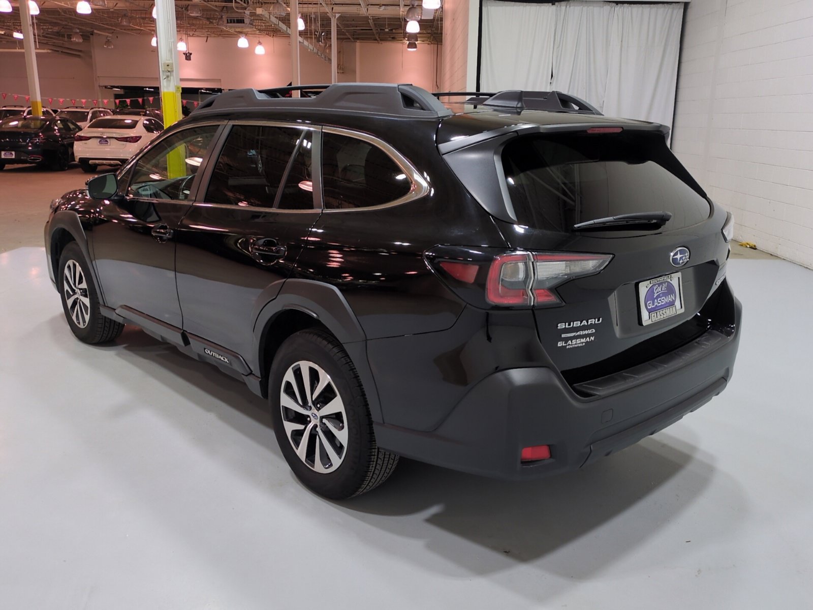 Certified 2025 Subaru Outback Premium w/ Popular Package #1A AWD/4WD image 7