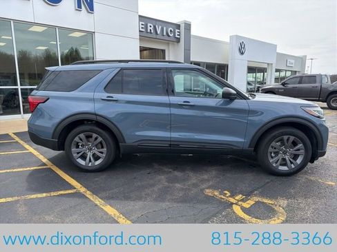New 2026 Ford Explorer Active w/ Active Comfort Package AWD/4WD image 8