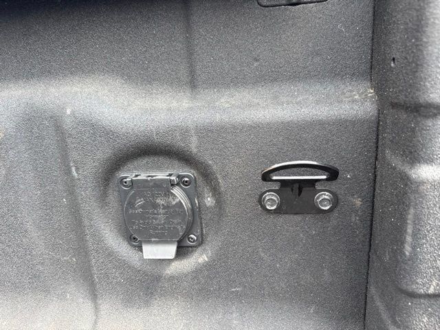 Used 2023 Nissan Frontier PRO-4X w/ Pro Convenience Package AWD/4WD image 44