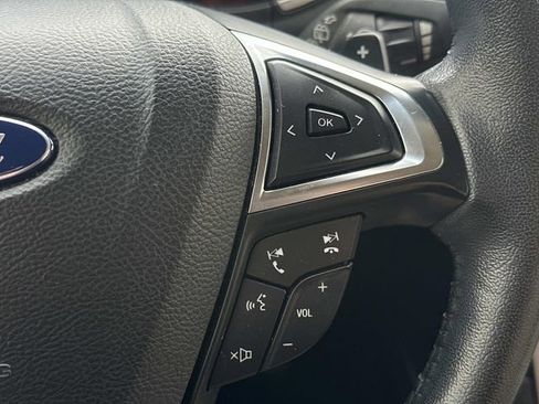 Used 2017 Ford Edge SEL w/ Equipment Group 201A image 25