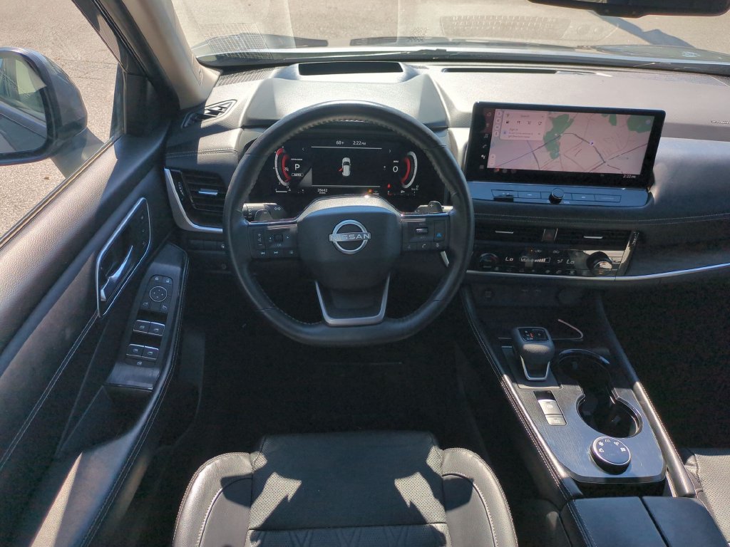 Used 2025 Nissan Rogue Platinum w/ Platinum Premium Package AWD/4WD image 30