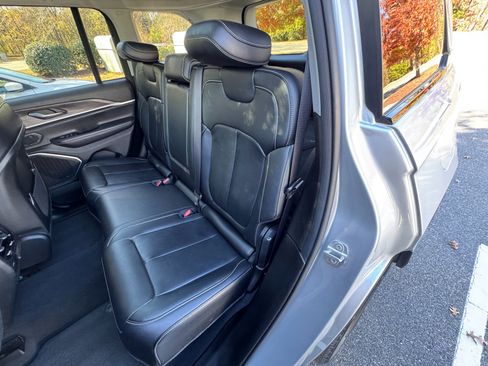 Used 2022 Jeep Grand Cherokee Limited 4xe image 42