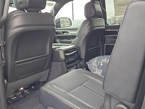 New 2026 Jeep Grand Wagoneer Limited w/ Premium Group II AWD/4WD image 7