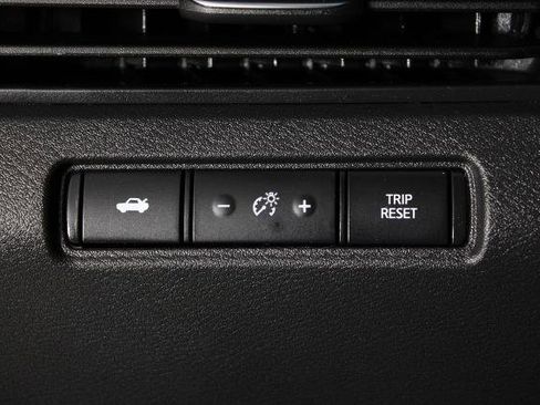 Certified 2025 Nissan Altima 2.5 SR FWD image 24