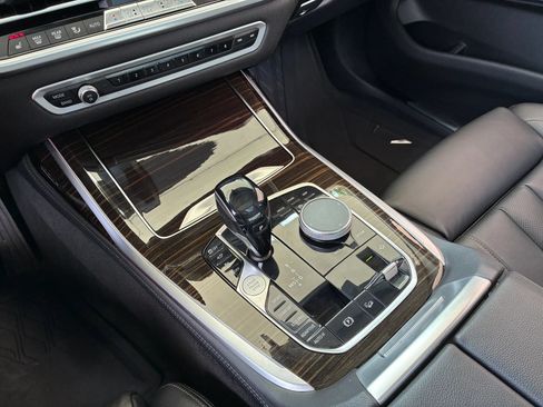Used 2020 BMW X7 xDrive40i w/ Premium Package AWD/4WD image 14