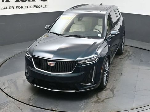 Used 2024 Cadillac XT6 Sport w/ Technology Package image 51