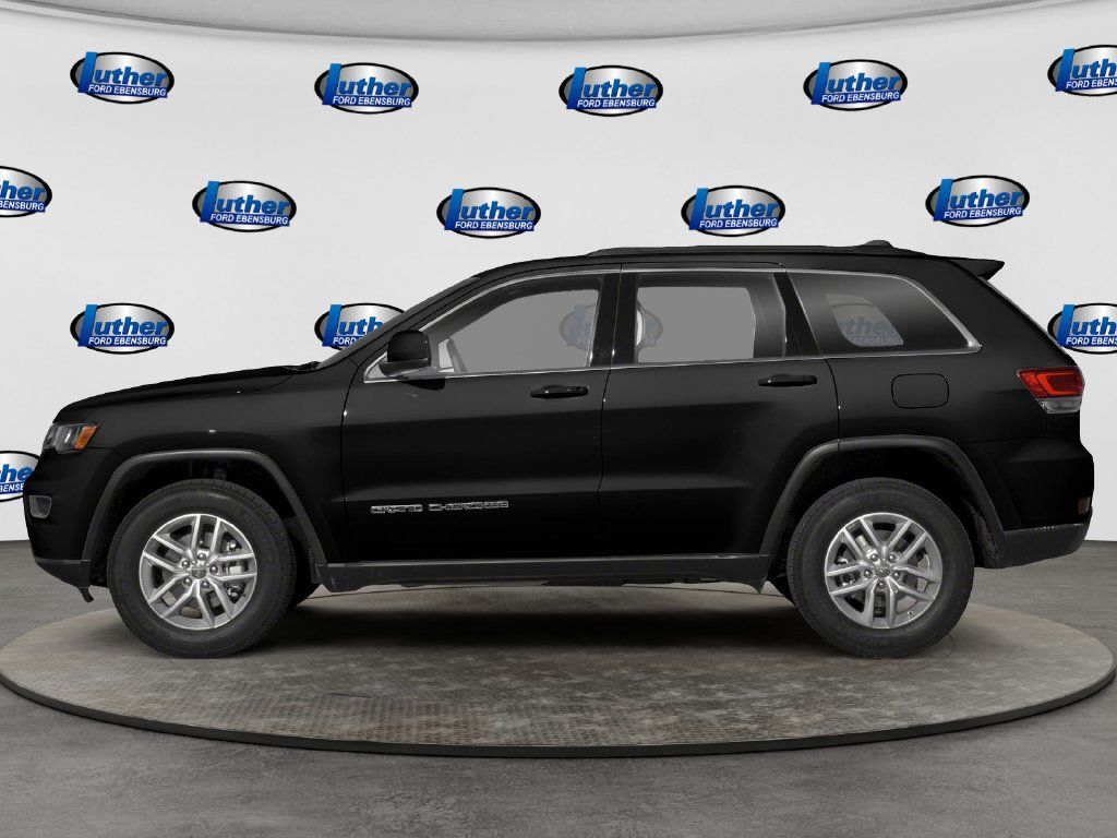 Used 2020 Jeep Grand Cherokee Altitude AWD/4WD image 3
