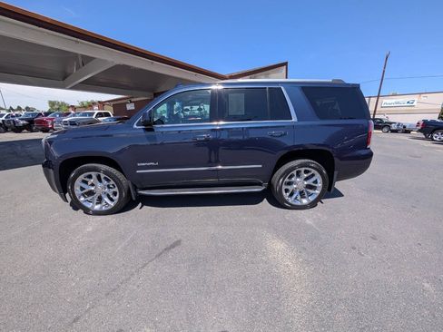 Used 2017 GMC Yukon Denali AWD/4WD image 4