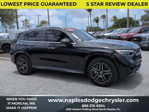 Used 2025 Mercedes-Benz GLC 300 4MATIC image 1