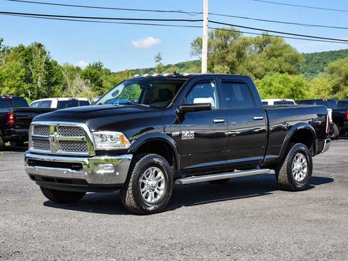 Used 2018 RAM 2500 Laramie w/ Snow Chief Group AWD/4WD image 7