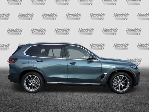 Certified 2025 BMW X5 xDrive40i image 11
