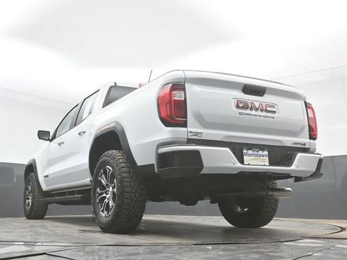 Used 2024 GMC Canyon AT4 w/ AT4 Premium Package AWD/4WD image 46