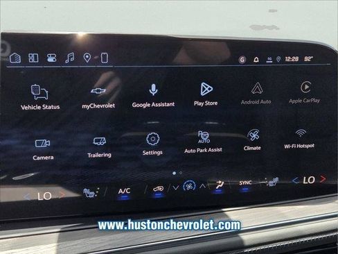 New 2026 Chevrolet Suburban Z71 w/ Comfort Package AWD/4WD image 29