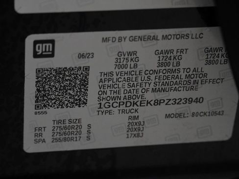 Used 2023 Chevrolet Silverado 1500 LT AWD/4WD image 43