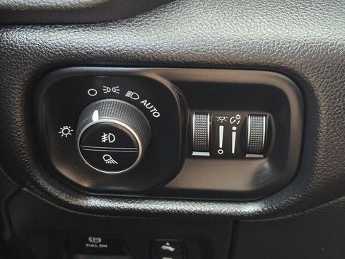 Certified 2019 RAM 1500 Laramie AWD/4WD image 31