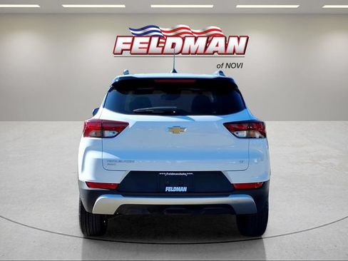Used 2023 Chevrolet TrailBlazer LT w/ Convenience Package AWD/4WD image 4