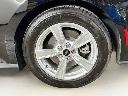 Certified 2024 Ford Mustang Coupe RWD image 8