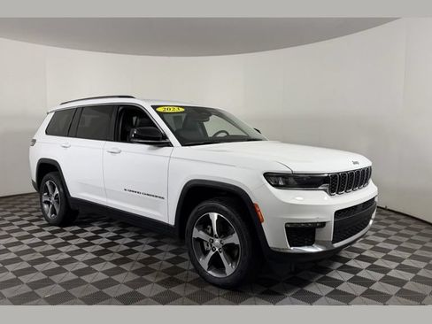 Used 2023 Jeep Grand Cherokee L Limited AWD/4WD image 1