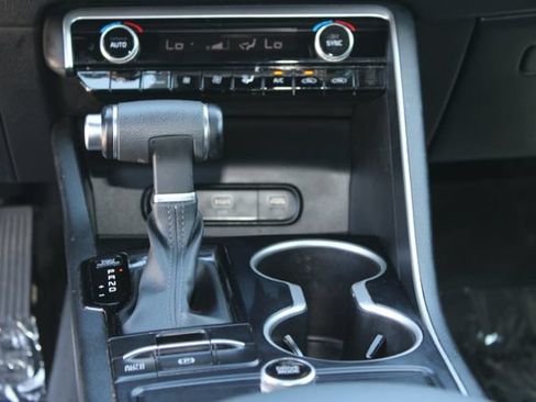 Used 2022 Kia K5 GT-Line FWD image 16