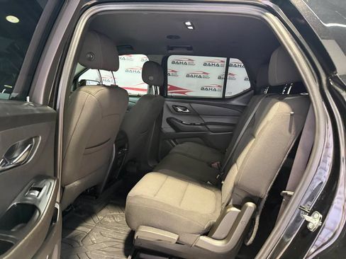 Used 2023 Chevrolet Traverse LT w/ LPO, Floor Liner Package AWD/4WD image 38