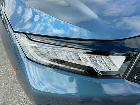 Used 2026 Honda Odyssey EX-L image 12