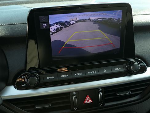 Used 2022 Kia Forte LXS image 20