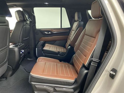 Used 2024 GMC Yukon Denali Ultimate image 17