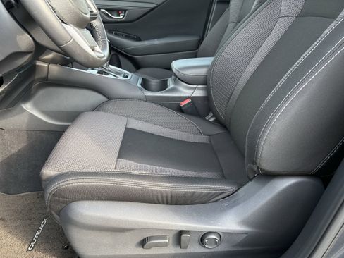 Used 2025 Subaru Outback Premium image 30