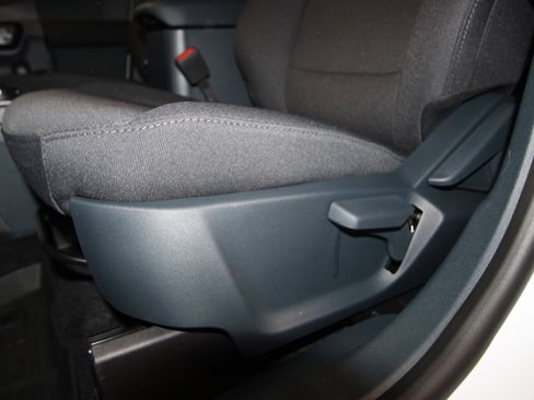 New 2026 Ford Maverick XL AWD/4WD image 6