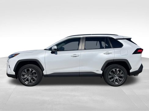 Used 2023 Toyota RAV4 XLE Premium AWD/4WD image 25