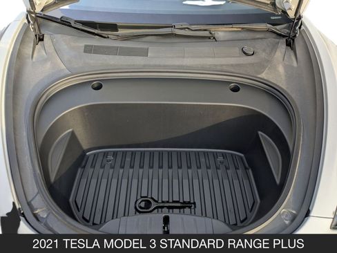 Used 2021 Tesla Model 3 Standard Range Plus image 24