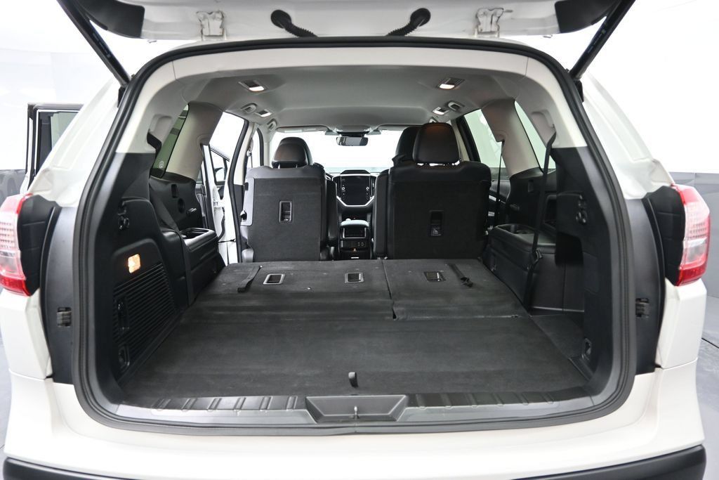 Used 2023 Subaru Ascent Limited AWD/4WD image 19