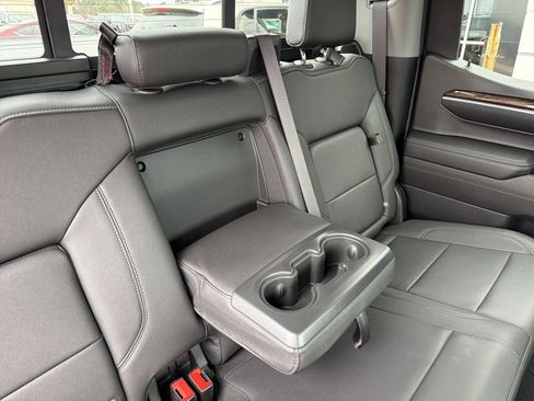 Used 2023 GMC Sierra 1500 Elevation w/ Elevation Premium Package image 9