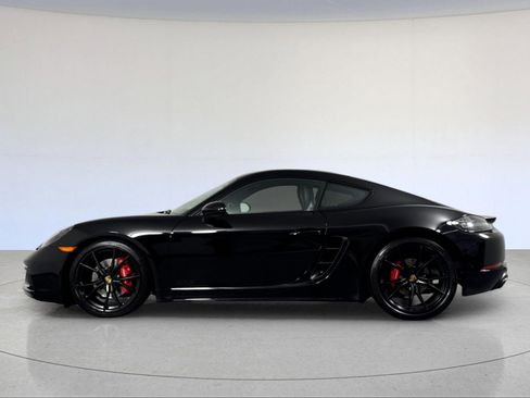 Certified 2018 Porsche 718 Cayman GTS image 2