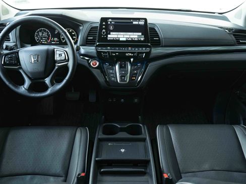 Used 2025 Honda Odyssey Elite image 27