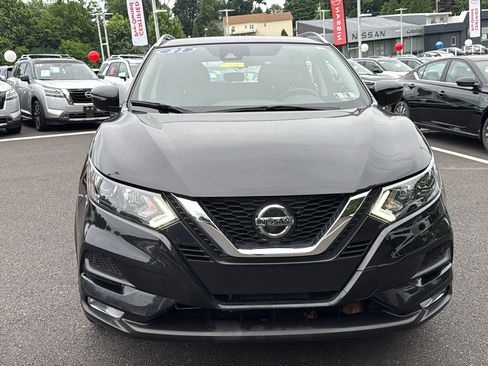 Certified 2021 Nissan Rogue Sport SV AWD/4WD image 2