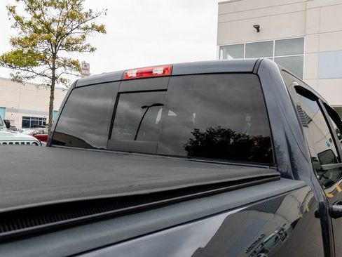 Used 2017 RAM 1500 Laramie Longhorn image 45