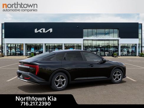 New 2026 Kia K4 FWD image 7