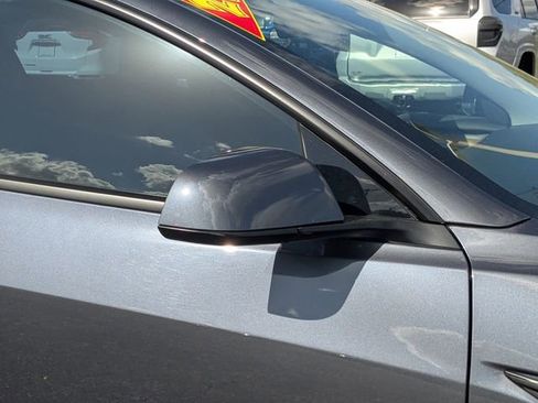 Used 2023 Tesla Model 3 Performance image 11