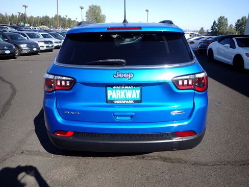 Used 2019 Jeep Compass Latitude w/ Popular Equipment Group image 4