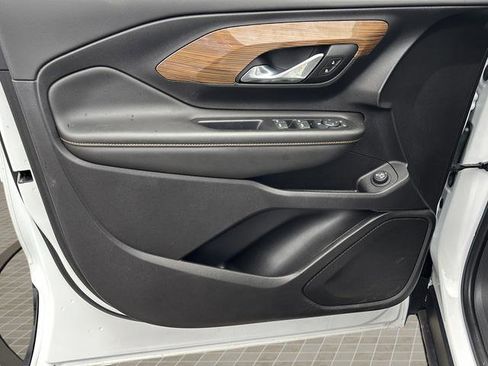 Used 2020 GMC Terrain SLE w/ Driver Convenience Package image 15