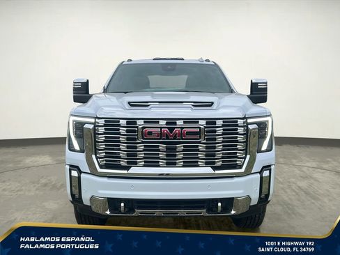 New 2026 GMC Sierra 2500 Denali w/ Denali Reserve Package AWD/4WD image 9