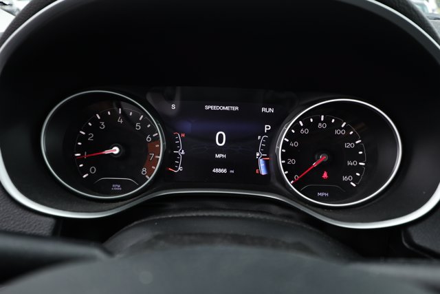 Used 2019 Jeep Compass Sport w/ Tech Group FWD image 7